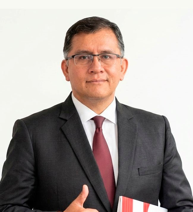 José Guillermo  Zegarra  Pinto