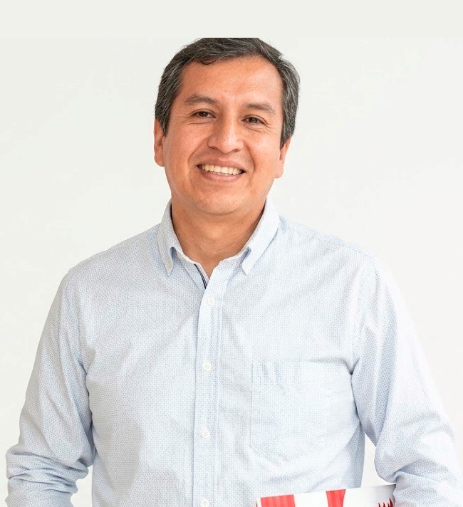 Andrés Placido  Santos  Huamán